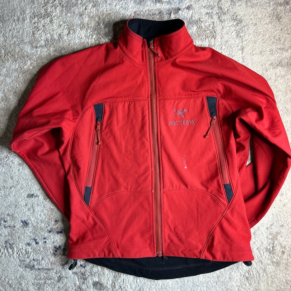 ARC’TERYX JACKET